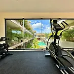Private Jacuzzi Jungle Loft