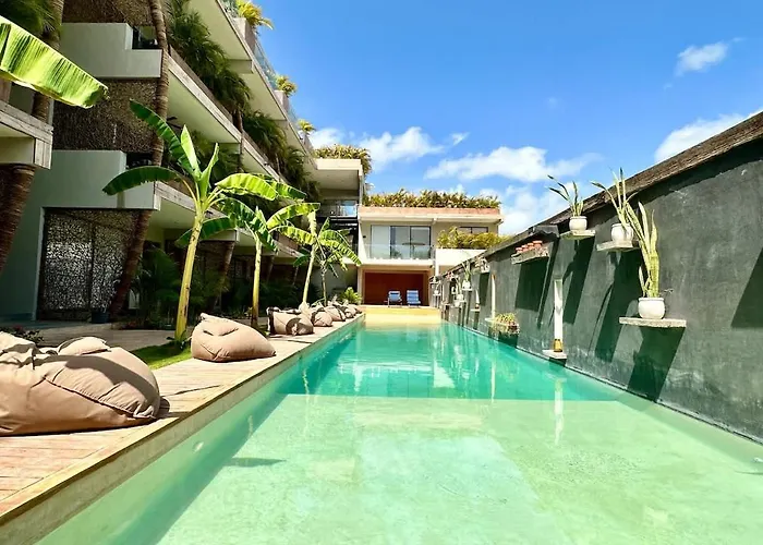 Private Jacuzzi Jungle Loft